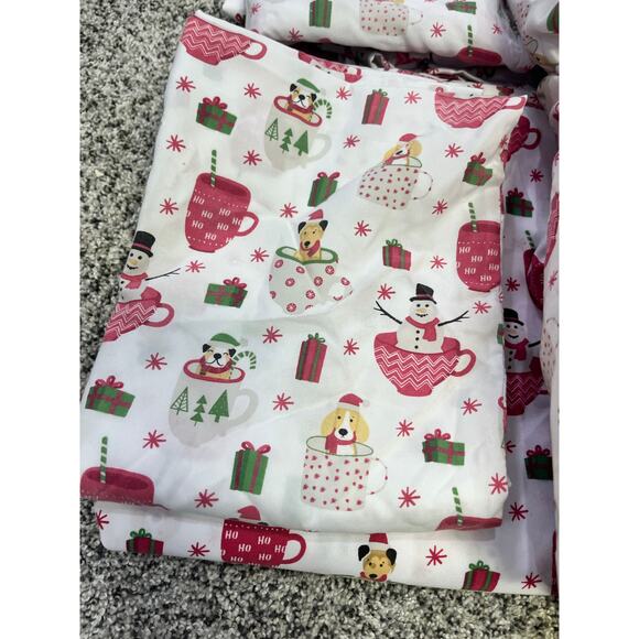 Christmas Holiday Puppy Dog Twin Sheets, White/Red, Soft Adorable 3 Piece - Picture 2 of 6